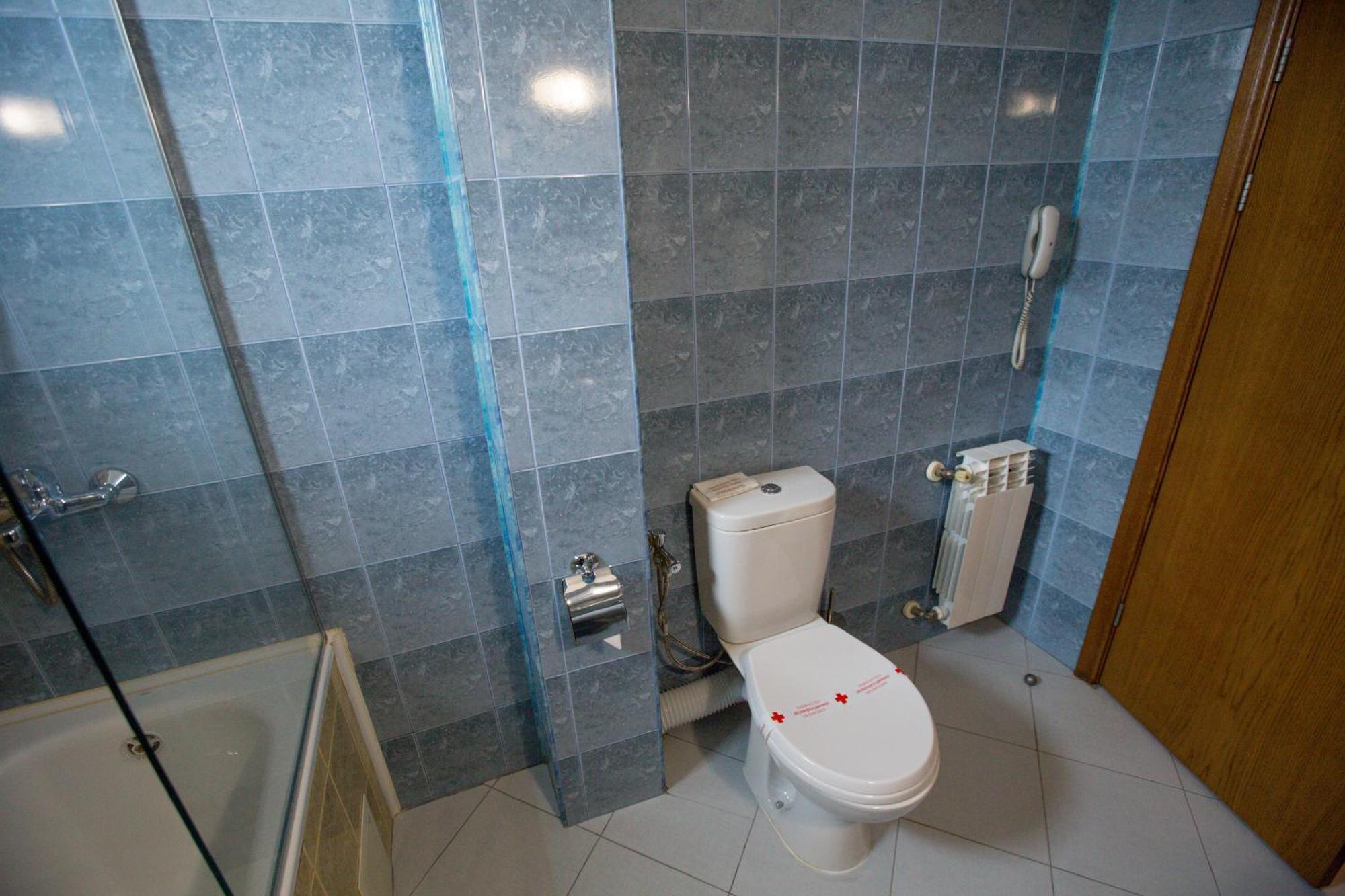 Terra Europe Brontes Hotel Тирговиште Екстер'єр фото